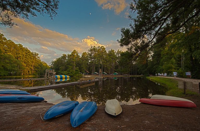 Jaunimo stovyklos vasarą – kaip išsirinkti?