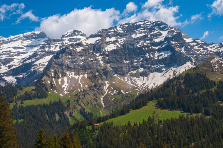 Kelionė į Alpes automobiliu: kaip pasiruošti?
