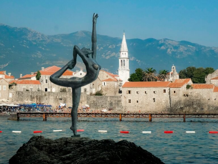 Budva, Juodkalnija: TOP 7 vietos, kurias verta aplankyti